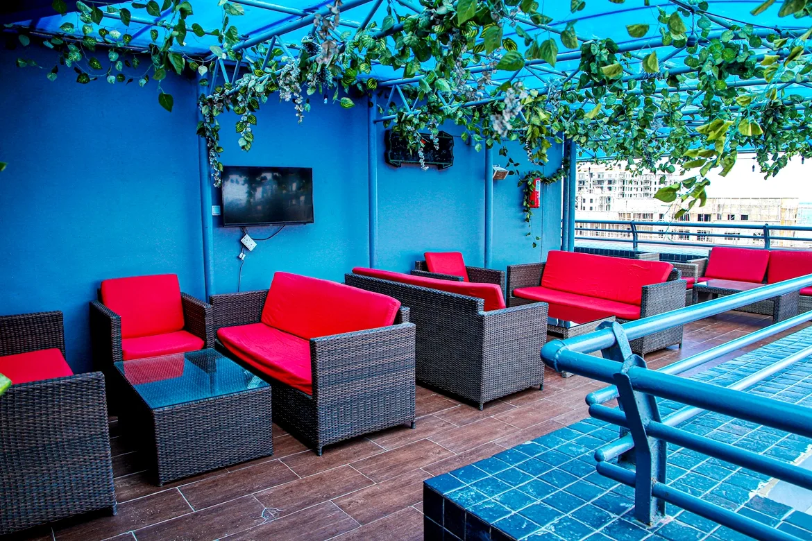 /web/uploads/116/Villa Toscana Lagos/header-images/lounge.jpg